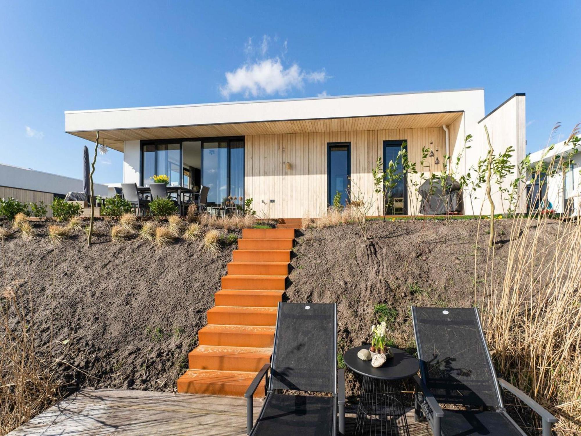 Family Villa With Garden And Jetty Zeewolde Exterior photo